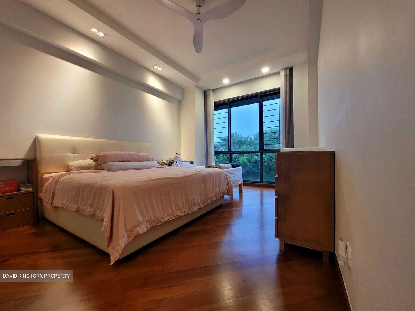 Glendale Park (D23), Condominium #529542671
